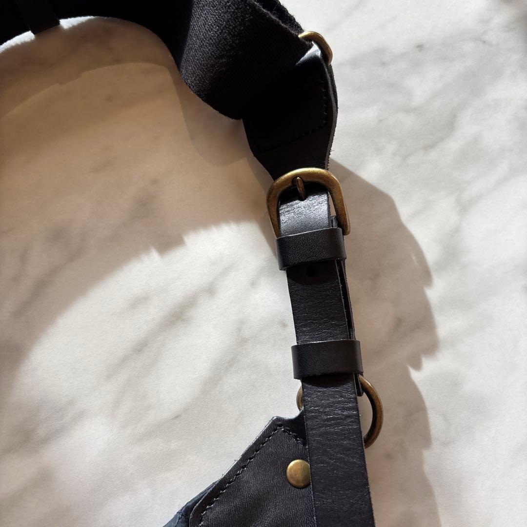 クレドランボディバック黒　超美品