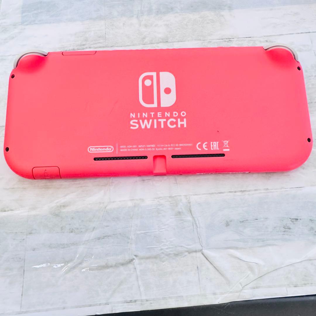 ほぼ新品 Nintendo Switch Lite 任天堂 スイッチライト 本体