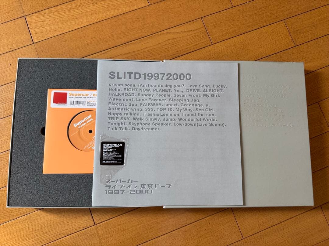 スーパーカー 『ライフ・イン 東京ドーブ 1997-2000』BOXセット