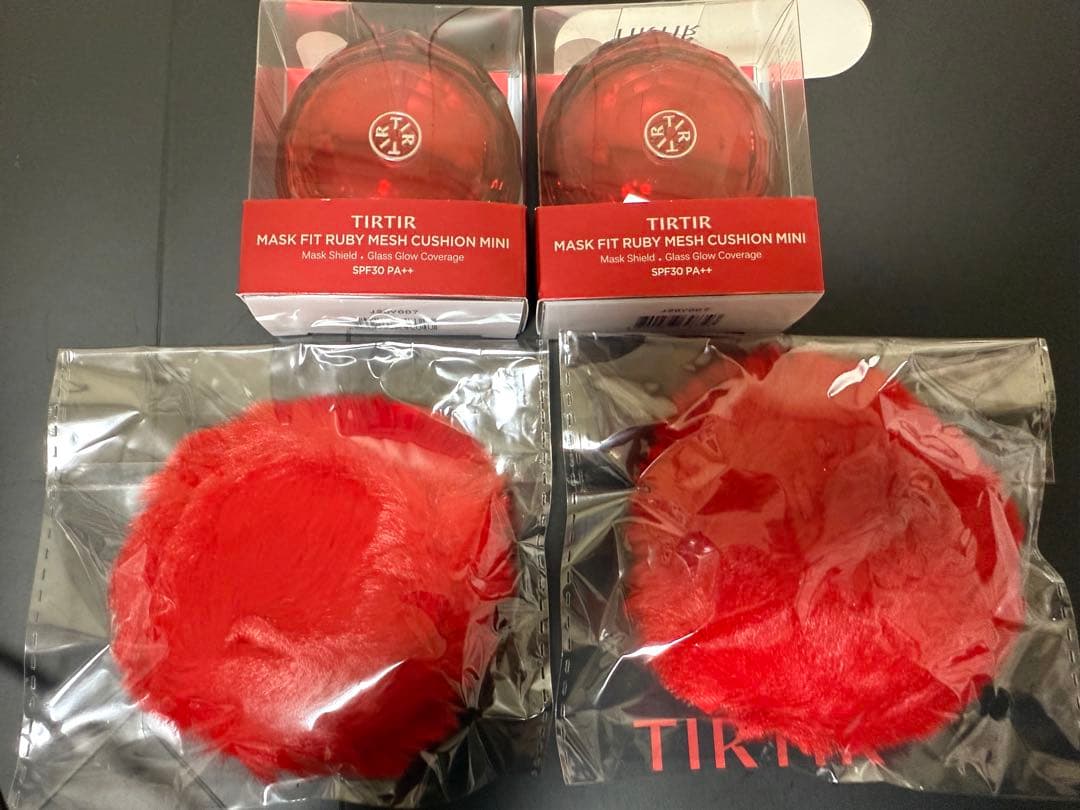 TIRTIR ティルティル　ファンデ　ファーキーリング　限定品　BTS テヒョン