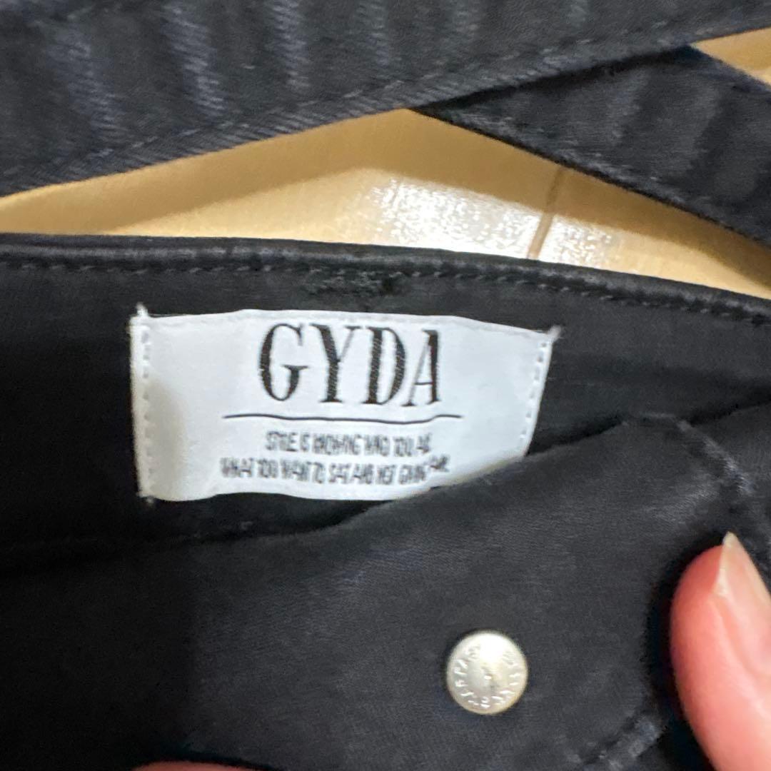 GYDA スキニーデニム