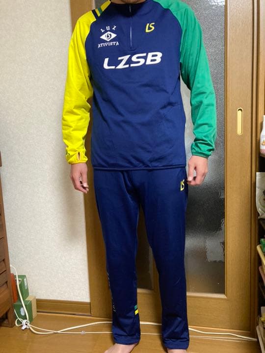ルースイソンブラ　ジャージセットアップ