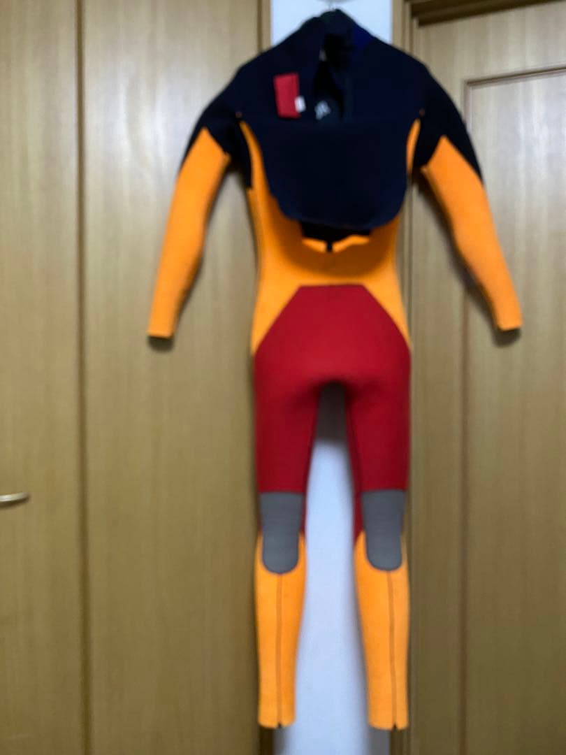 美品★裏起毛で暖か【アンカー】3mmセミドライフルスーツ　ANCHOR サイバー