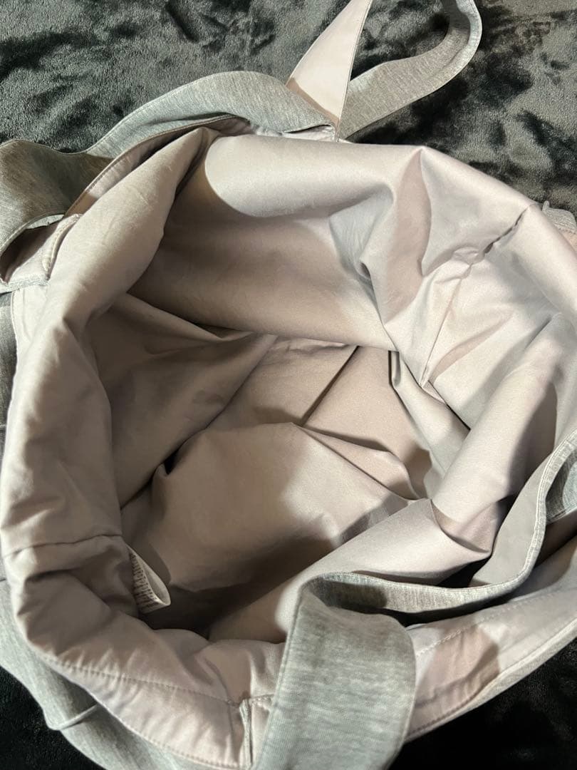 新品　ずっと真夜中でいいのに。 名功 embossed logo bag バッグ