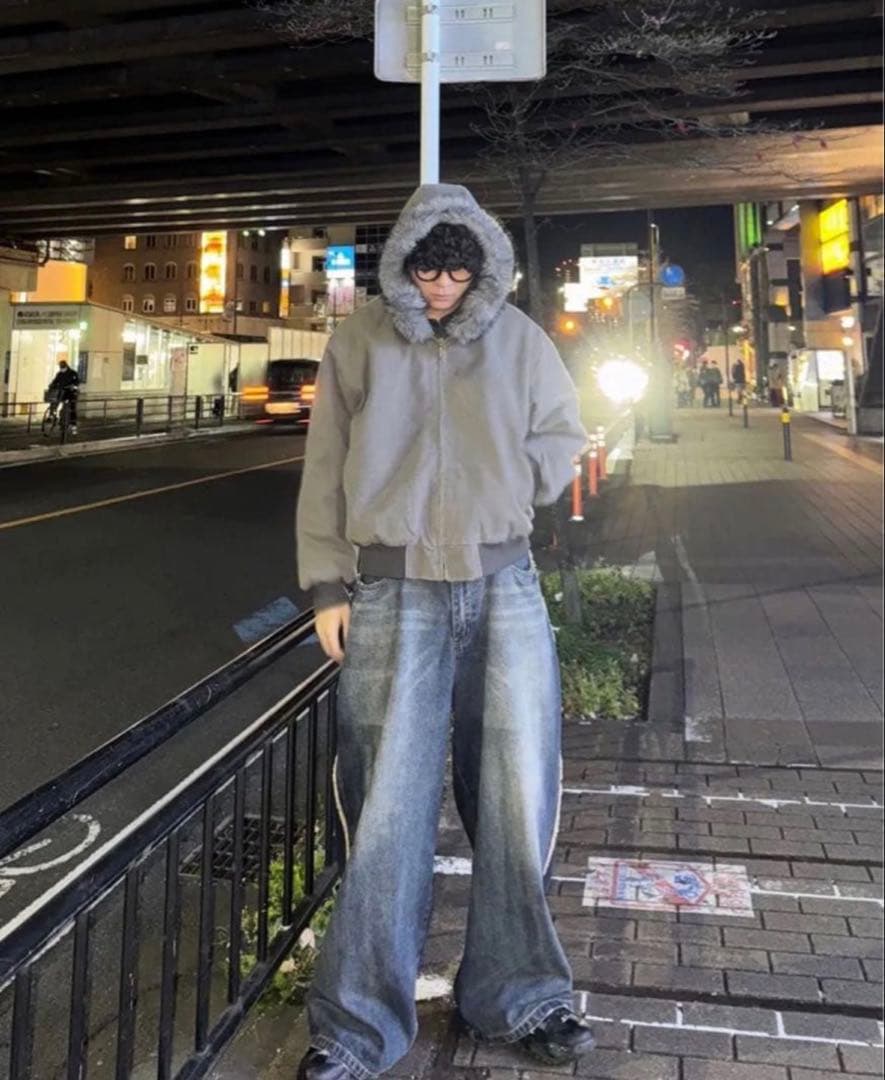 YOLO ファー付きグレージャケット