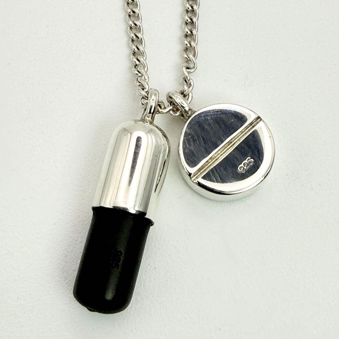 ●【極美品】AMBUSH PILL CHARM NECKLACE 2