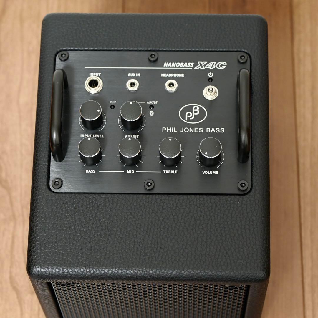 ベースアンプ Phil Jones Bass X4C 専用キャリーバッグ付き