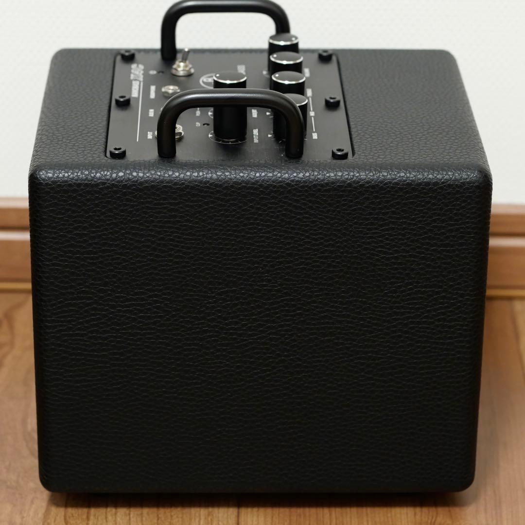 ベースアンプ Phil Jones Bass X4C 専用キャリーバッグ付き