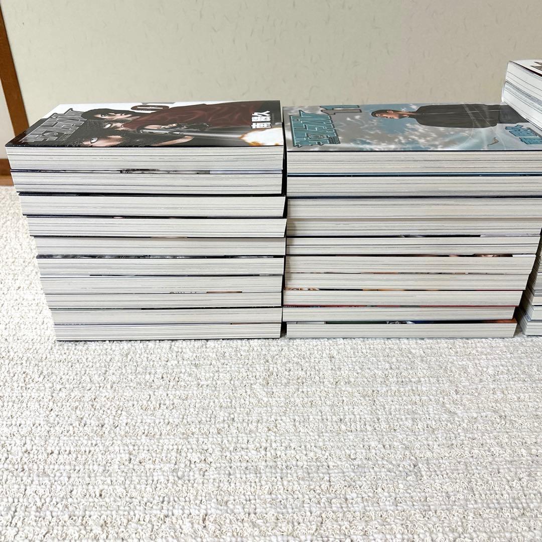 【美品】ザファブル全巻1〜22巻セカンドコンタクト全巻1〜9 巻サード1~2巻