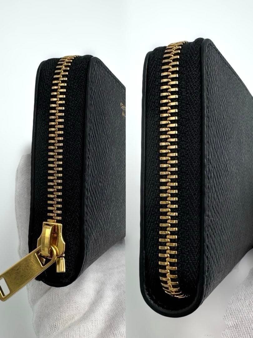 【超美品】CELINE 二つ折り財布 スモール ジップウォレット エッセンシャル