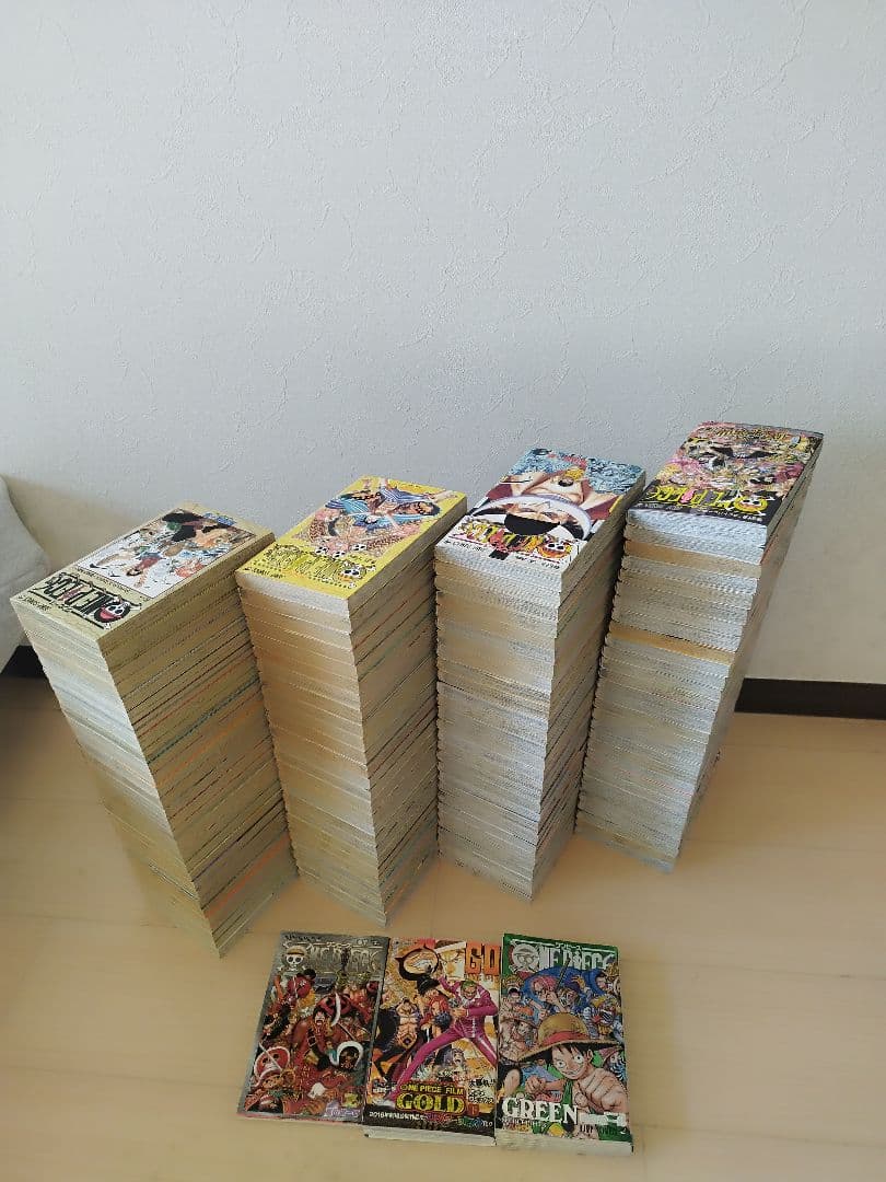ワンピース ONE PIECE　　 1巻〜114巻　 全巻セット+関連本3冊