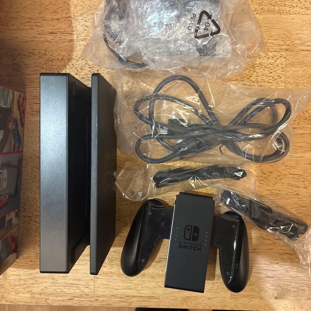 おまけ付き　Nintendo Switch 本体 付属品全部有り