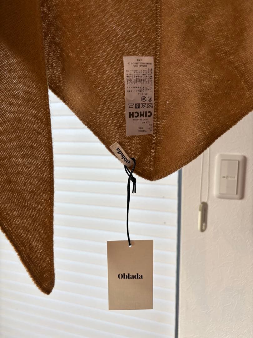 CINCH oblada 三角ストール　triangle キャメル