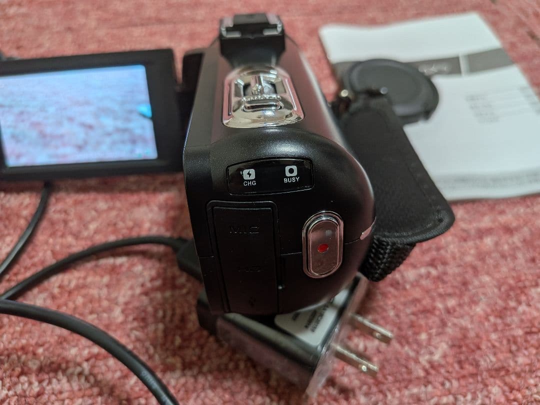 ​【美品】4K ビデオカメラ Wi-Fi搭載 18倍デジタルズーム 付属品完備