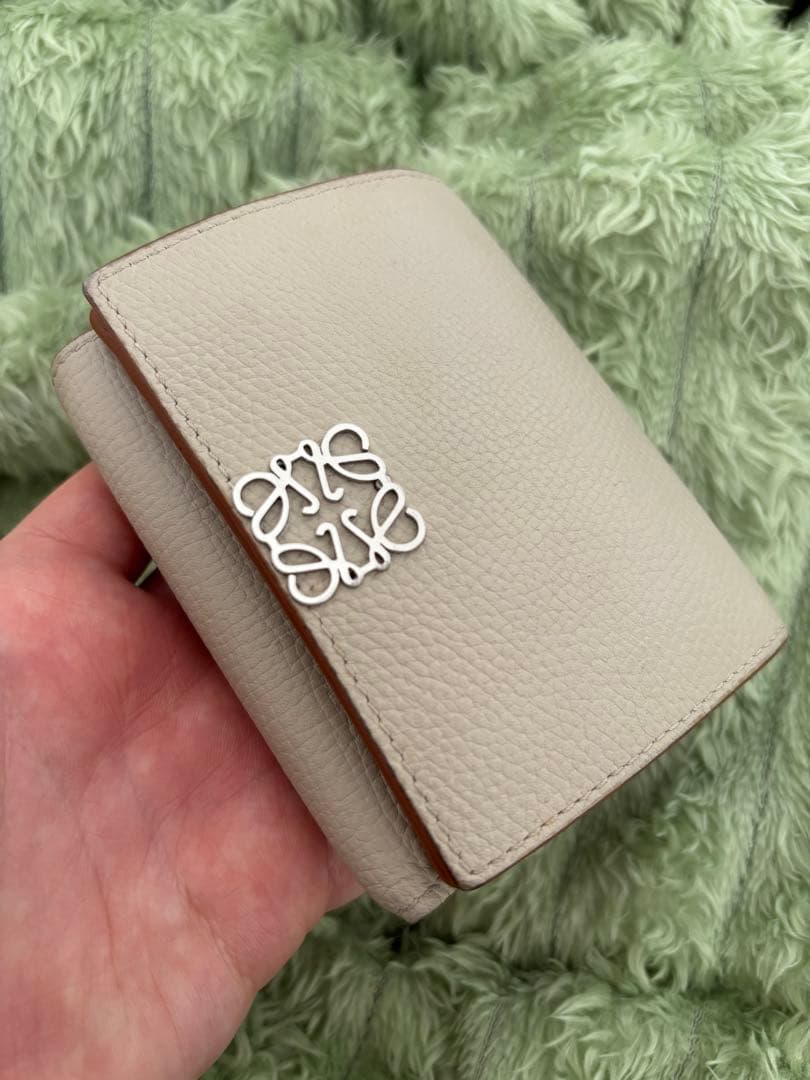 ロエベ LOEWE 三つ折り財布 財布