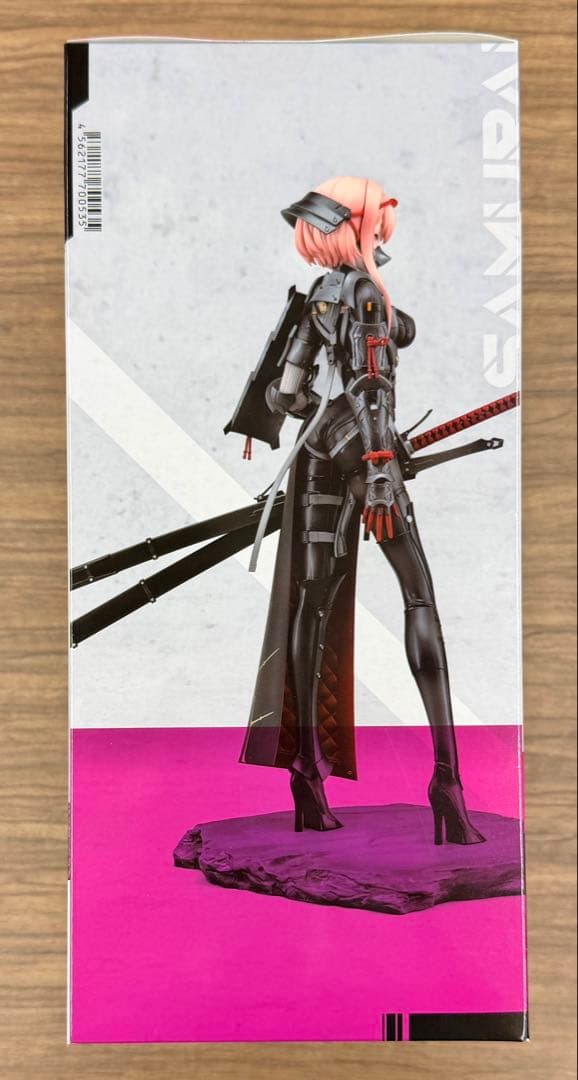 新品 WING ファルスランダー サムライ 1/7フィギュア