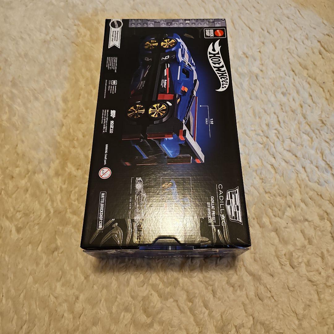 ミニカー Hot Wheels Cadillac Hypercar 1/32 + 1/64