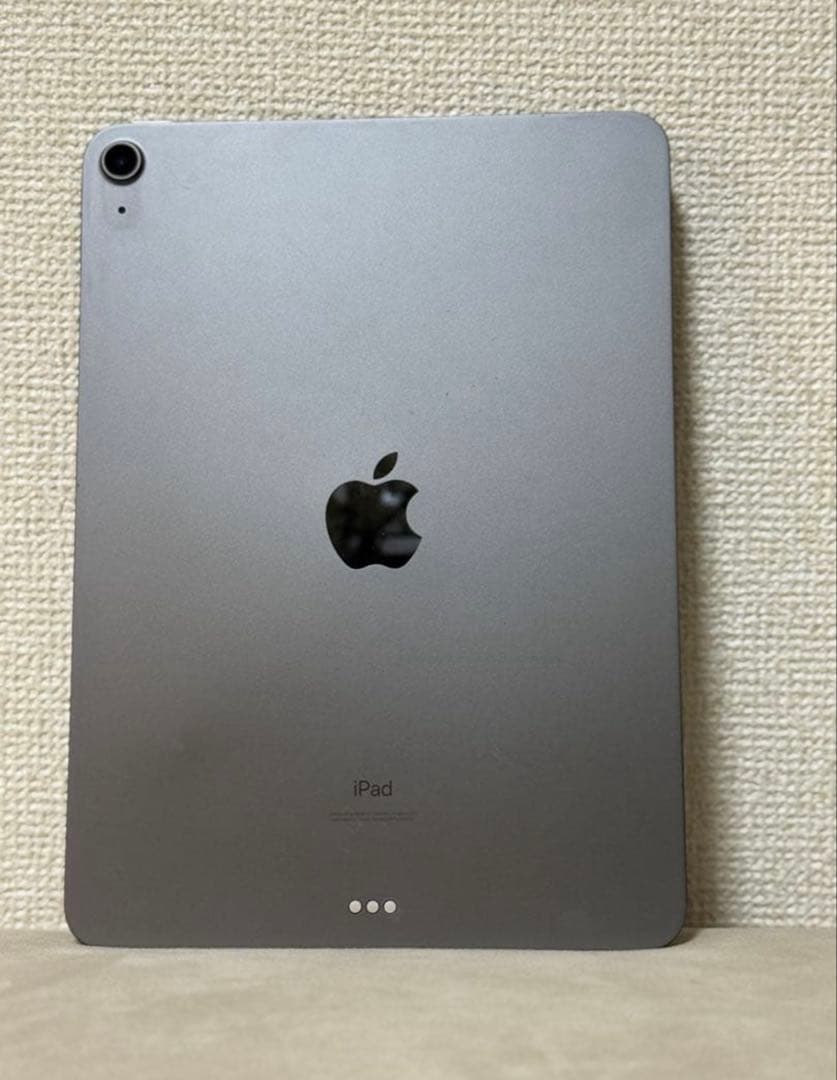 値下げ‼️Apple iPad Air (第4世代)256GB シルバー　カバー付