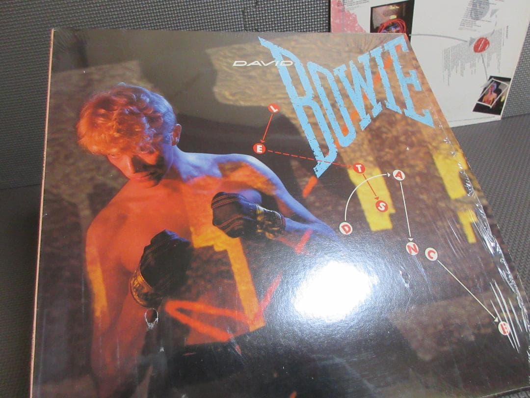 ★DAVID BOWIE / LET'S DANCE★デヴィッド・ボウイ