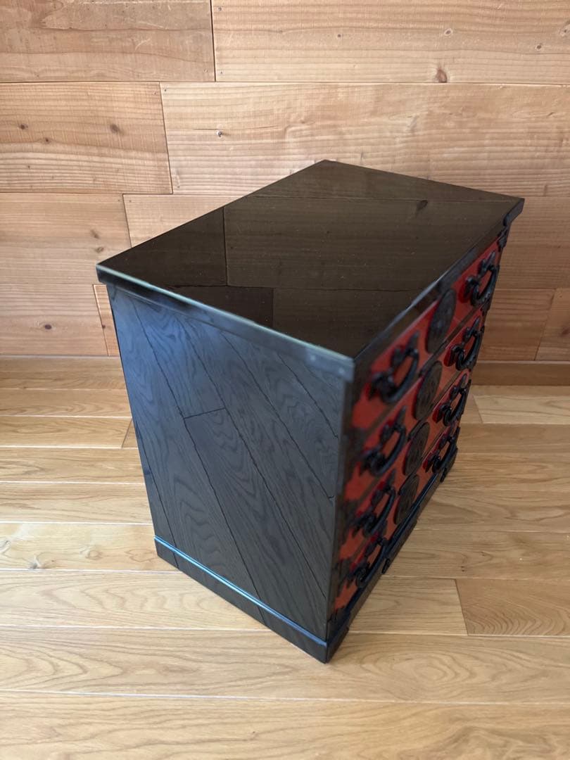 岩谷堂箪笥　姫箪笥　 赤黒呂塗 小物入れ　南部鉄金具 整理タンス　鏡面仕上げ