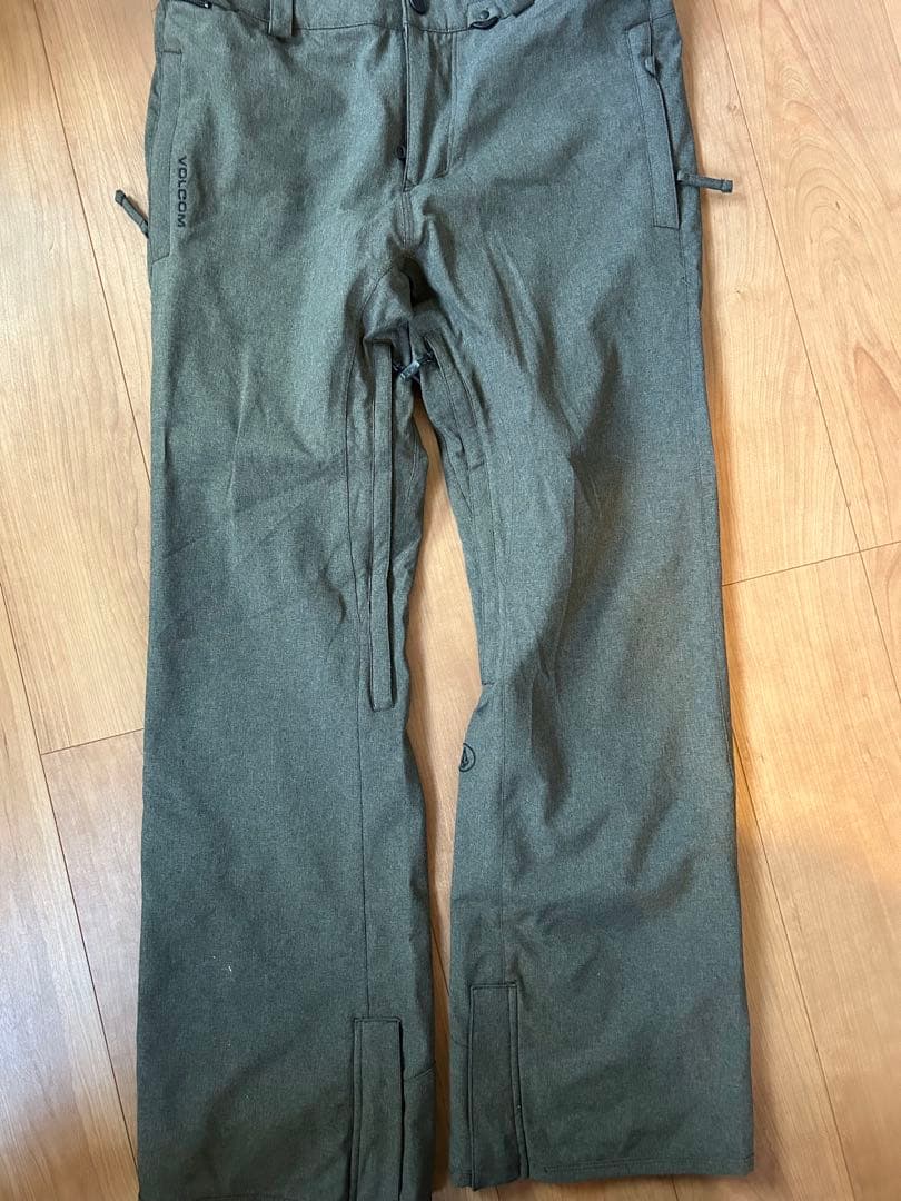スノーボードウェア　上下セット　ボルコム　volcom
