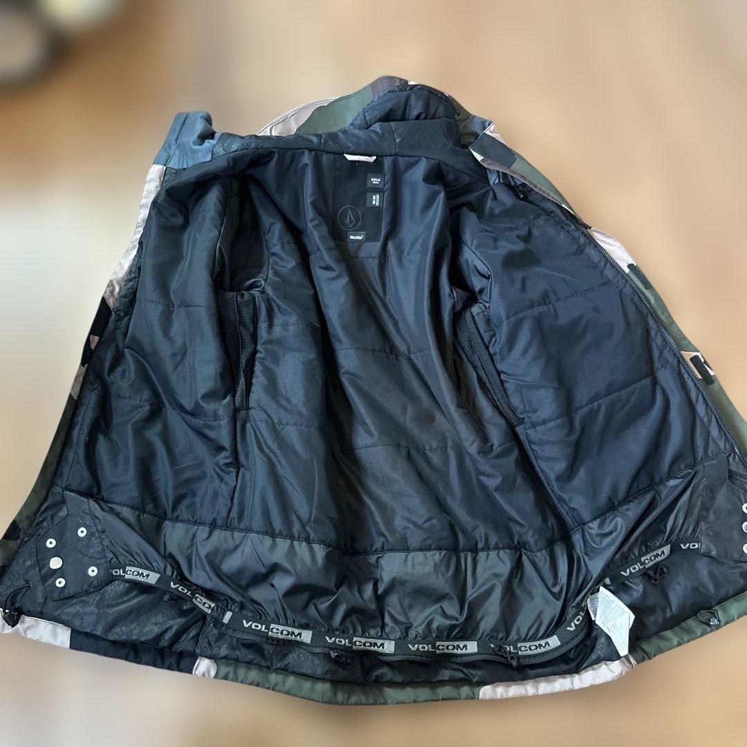 スノーボードウェア　上下セット　ボルコム　volcom