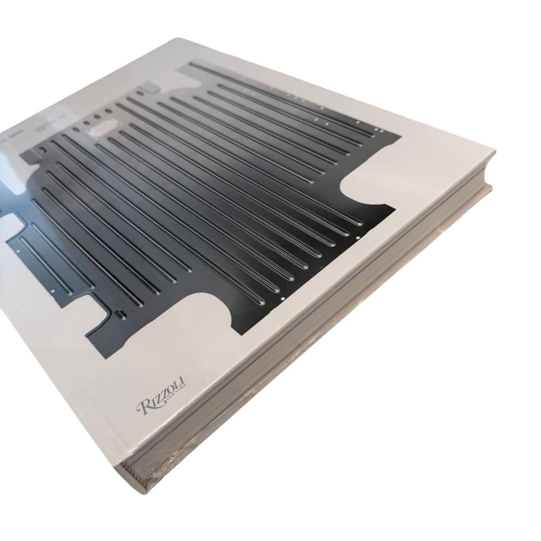 【新品 未開封】RIMOWAアーカイブブックSINCE1898