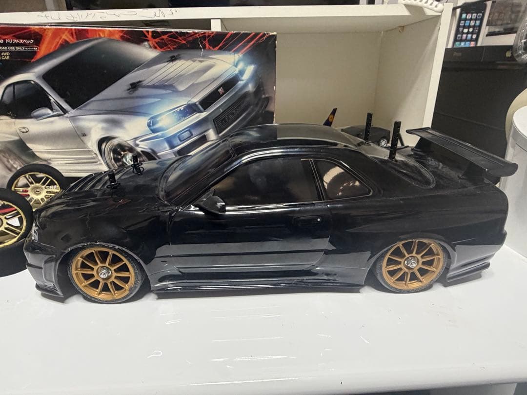 GT-R R34 タミヤラジコンカー 1/10速ドリ