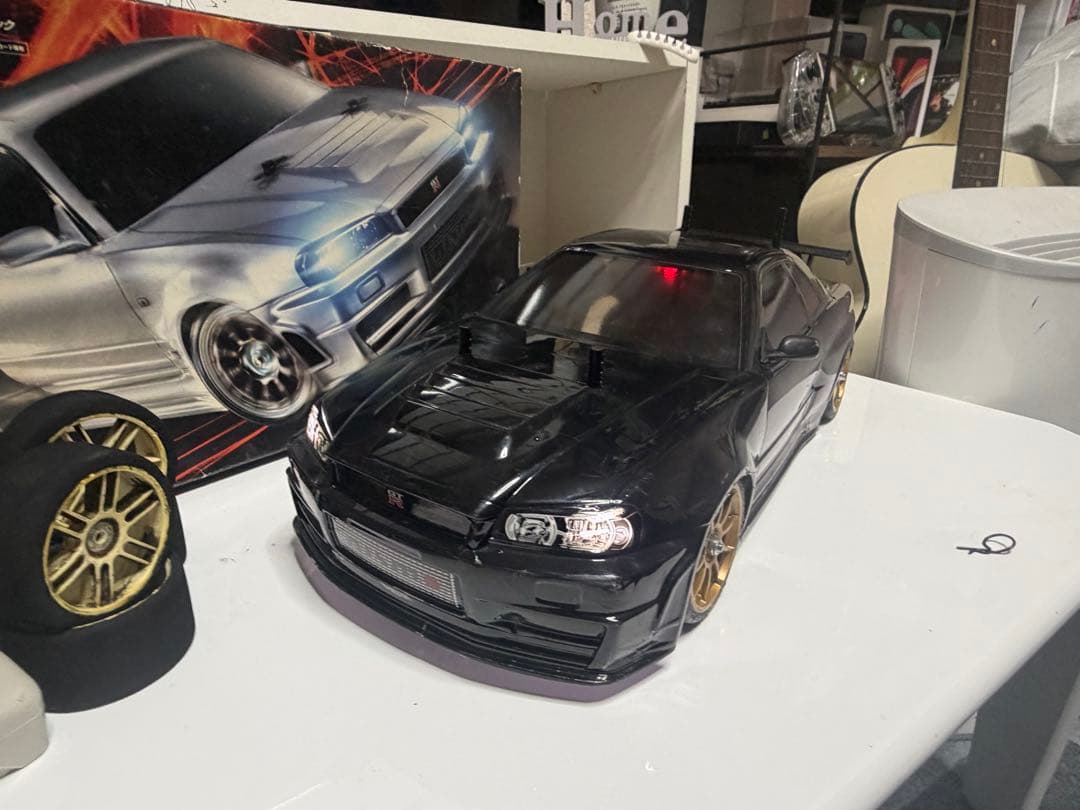 GT-R R34 タミヤラジコンカー 1/10速ドリ
