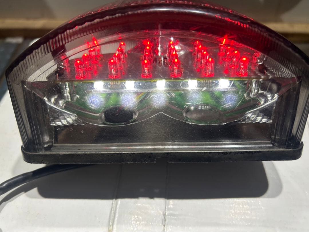 カワサキ　ゼファー750用社外　スモークLEDテールランプ