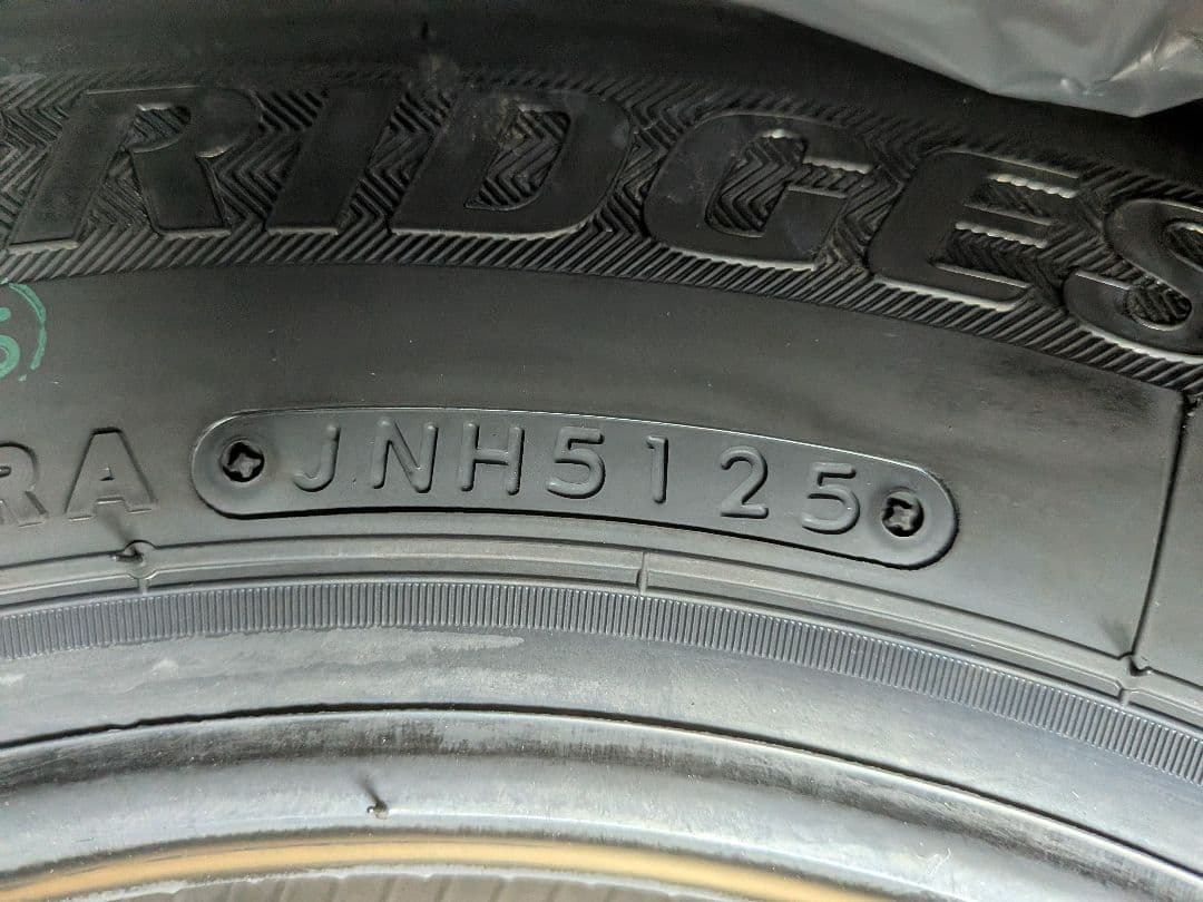 ④BRIDGESTONE W300 145/80R12LT 80/78N