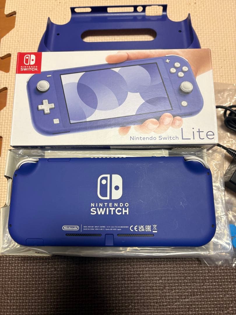 ニンテンドー スイッチ ライト ブルー Nintendo Switch