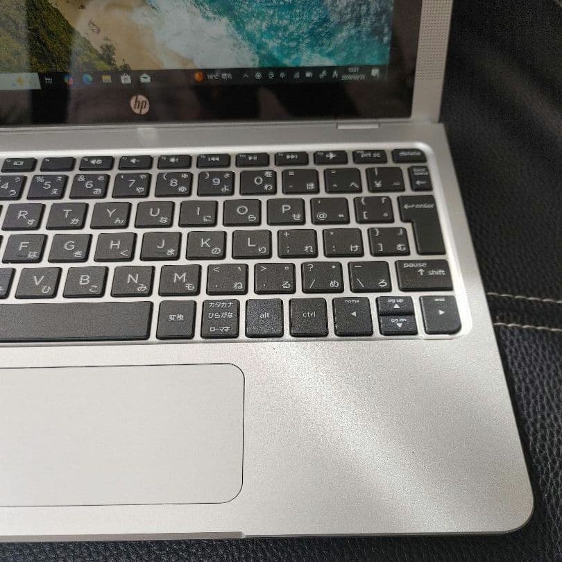 HP 2in1 タブレットPC/Webカメラ/動画視聴/コンパクトで持ち運び便利