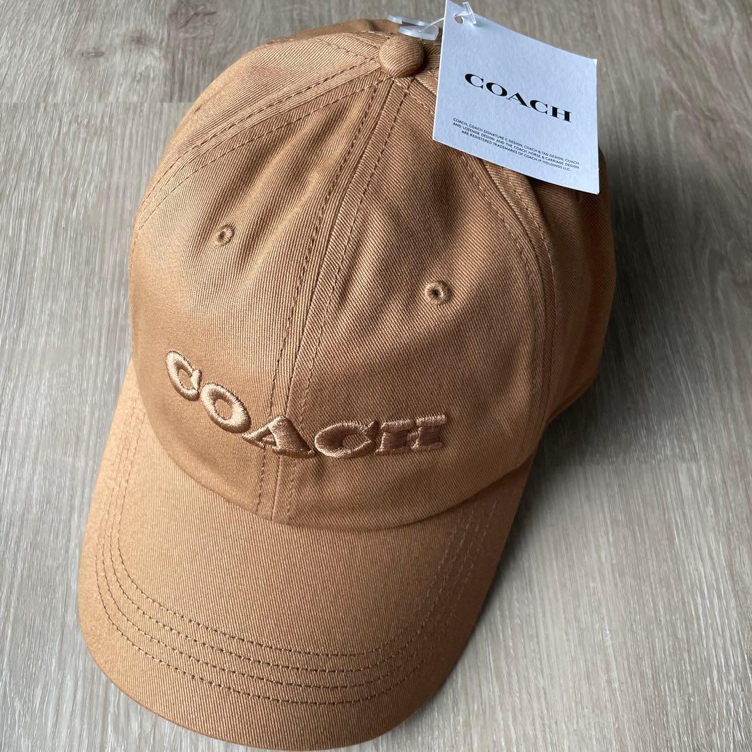 【新品】coach ロゴ入り　ブラウン　キャップ