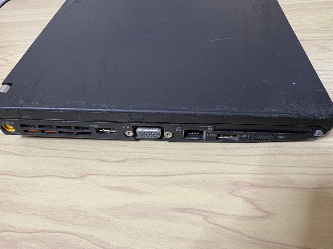 Lenovo ThinkPad X201s 高解像度 i7 SSD ジャンク