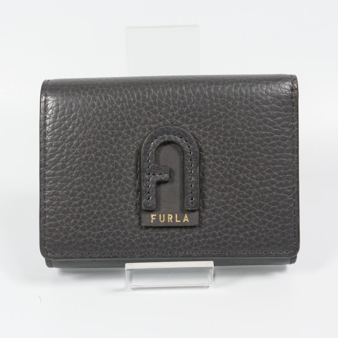 極美品✨ フルラ 二つ折り財布 ダフネ コンパクト ダークグレー アーチロゴ