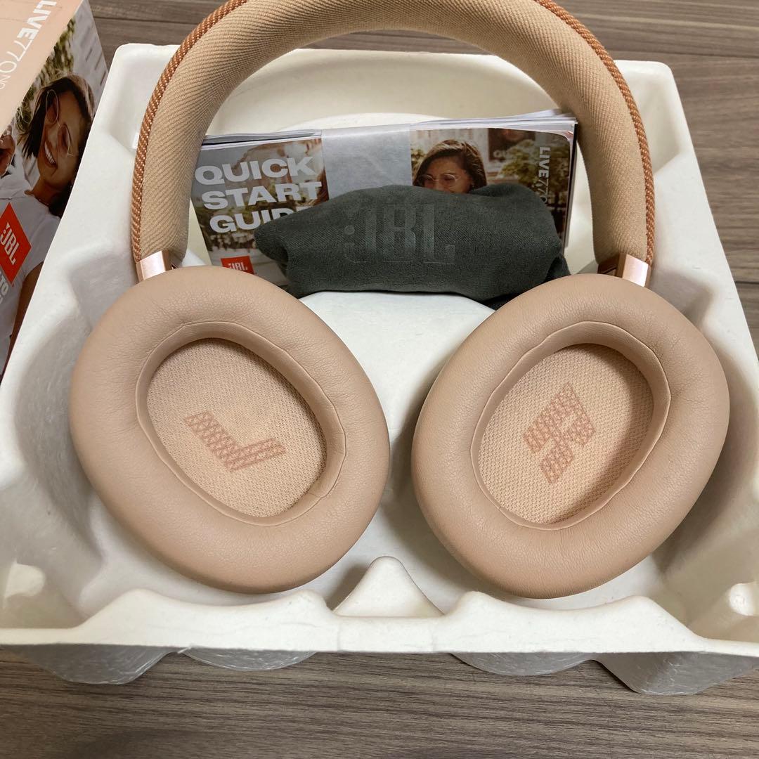 JBL LIVE 770 NC ワイヤレスヘッドホン　サンドストーン