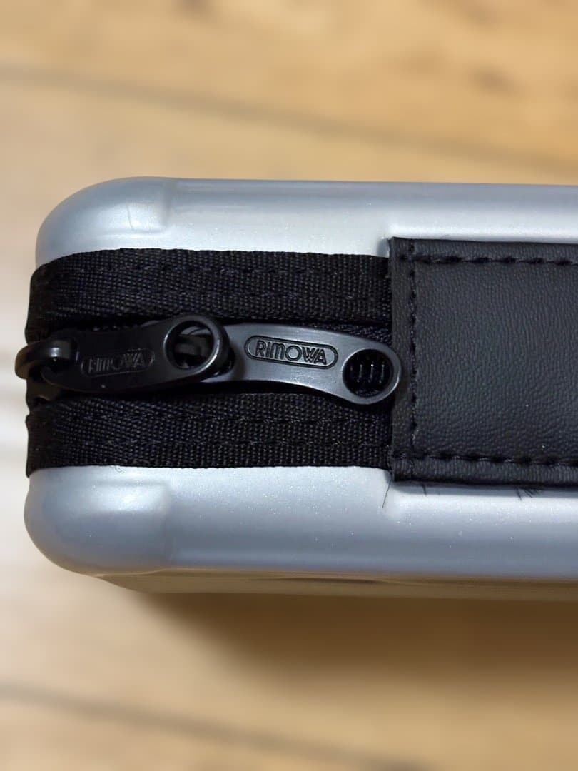 タイ国際航空 ファーストクラス限定 RIMOWA（リモワ）アメニティケース