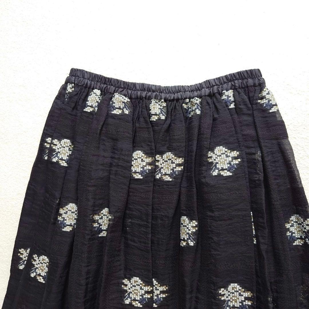 未使用　HOUSE OF LOTUS 刺繍ジャカードフレアスカート