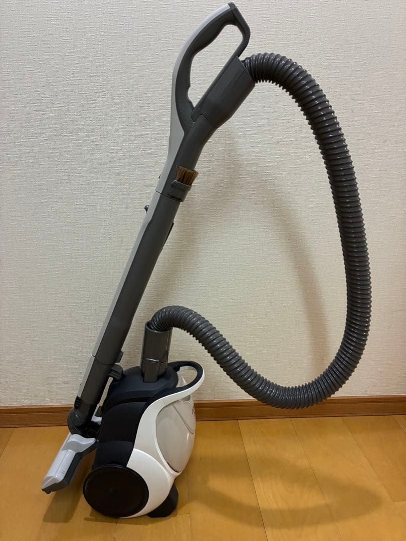 三菱電機　掃除機紙パック式(TC-FJ2D)ホワイト・グレー 本体