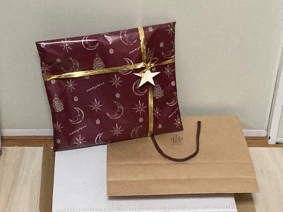 c*♪様 クリスマス限定 新品未使用 manipuri ウールシルクストールヘリ