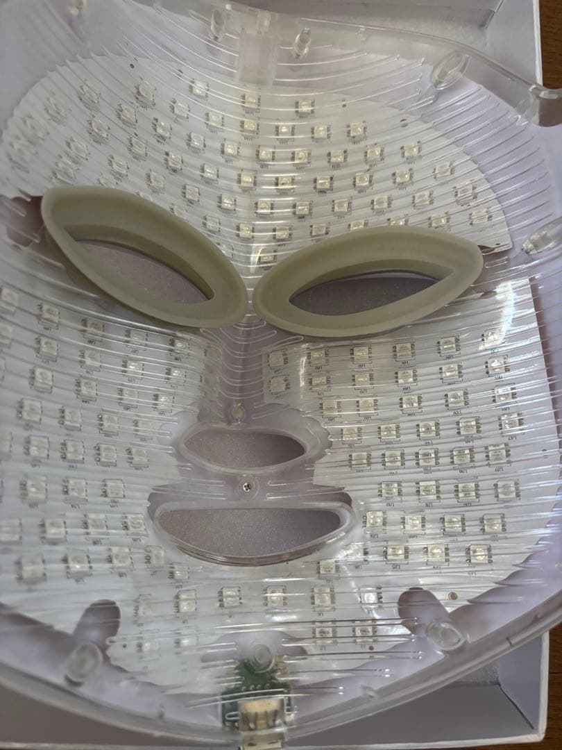 美顔器　LED 美顔マスク