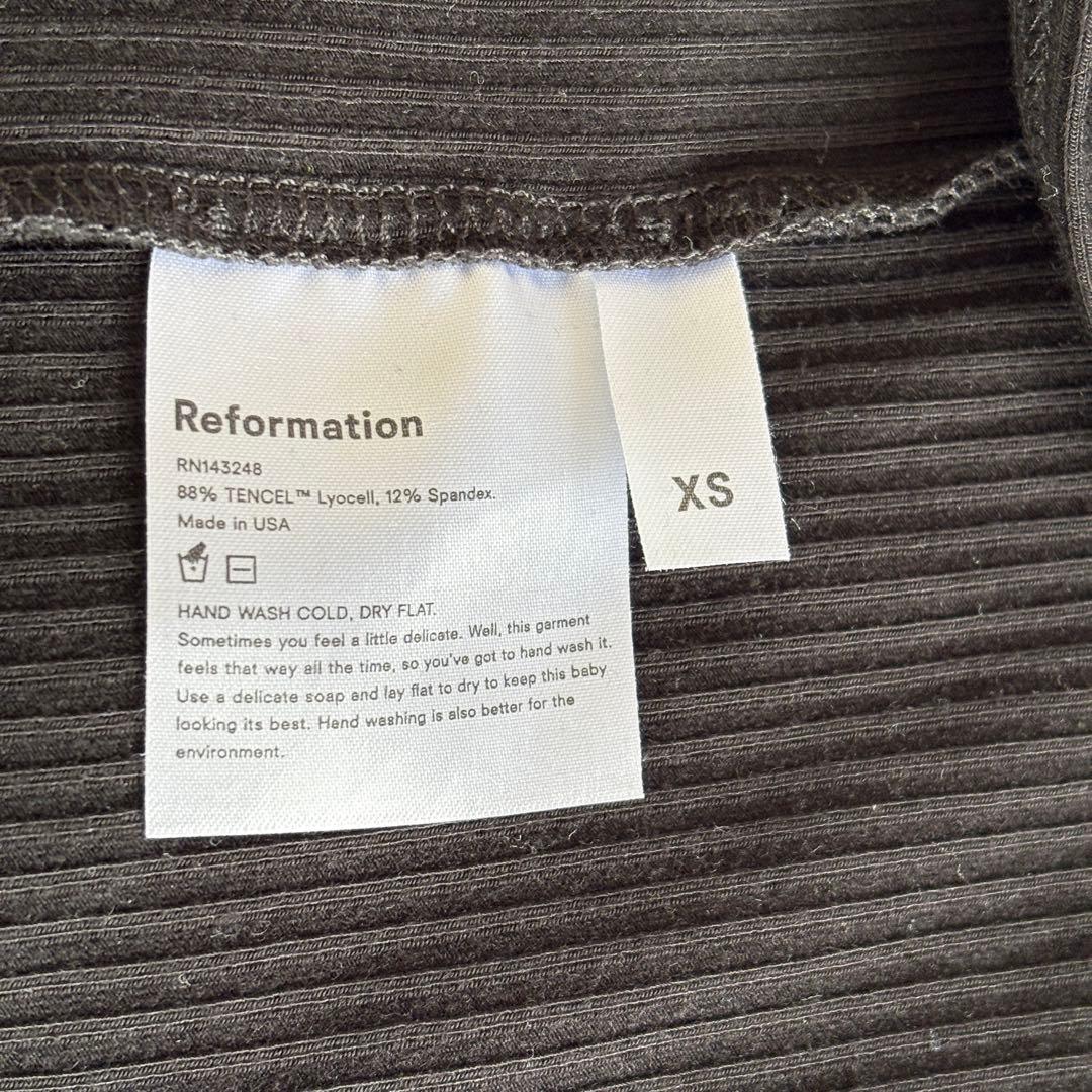 Reformation XSブラック ノースリーブひざ丈 ワンピース テンセル