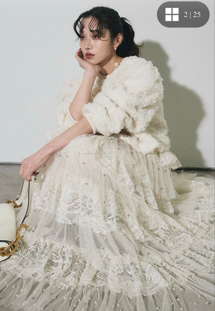 【新品タグ付き】ANDREA&Co. ビジューレースチュールスカート　ベージュ