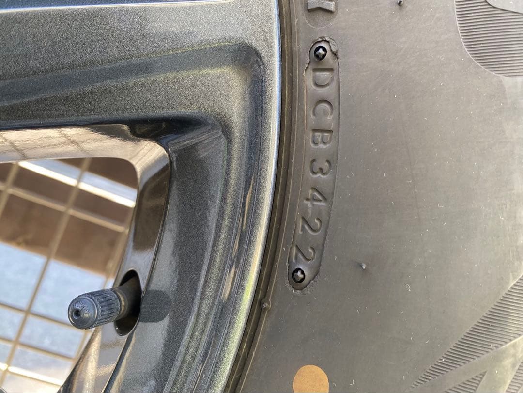 ハイラックス スタッドレス　ブリヂストン DM-V3 265/65R17
