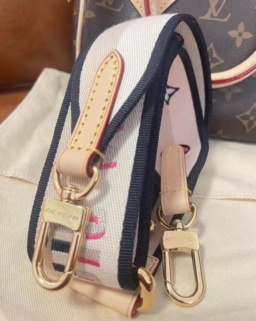Louis ☆Vuitton ハンドバッグ ショルダーストラップ付き☆