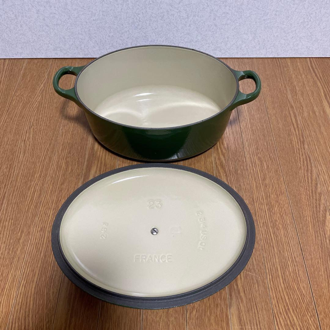 ル・クルーゼ(Le Creuset) ココット・オーバル 23cm