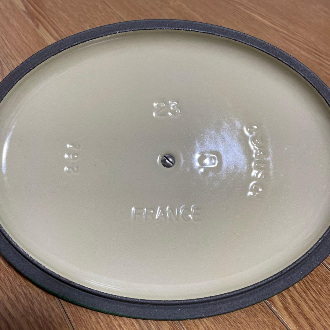 ル・クルーゼ(Le Creuset) ココット・オーバル 23cm