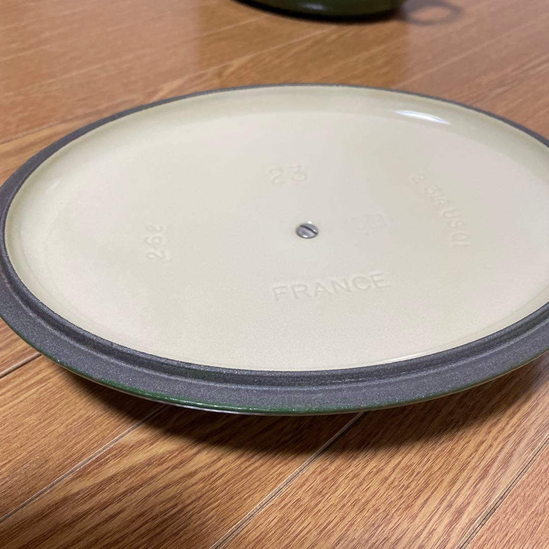 ル・クルーゼ(Le Creuset) ココット・オーバル 23cm