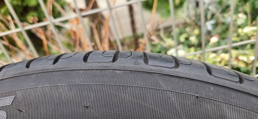TOYOTIRE 245/45/R20 23年製4本セット2個口発送　送料込み②
